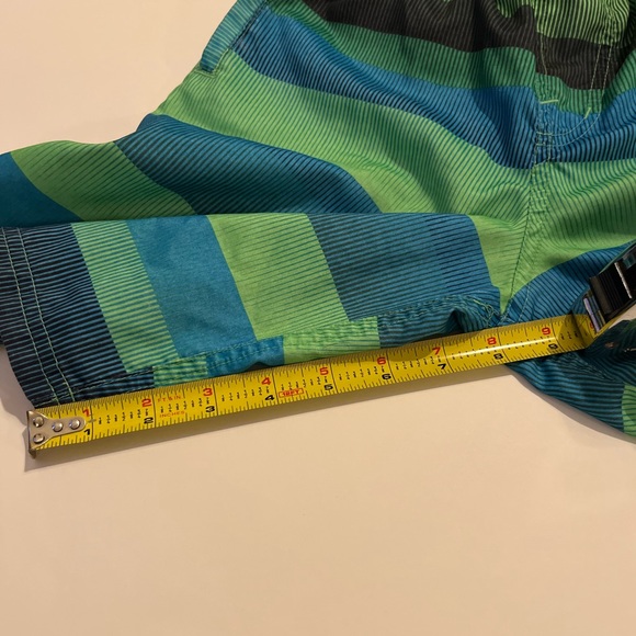 Nike Boy’s Swimming Trunks size small - Picture 7 of 7